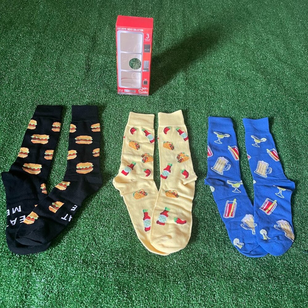 Into Socks Vending Machine Novelty 3 Pairs Pack Gift Box Socks Size 7-12 NEW